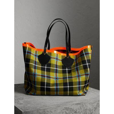 cornish tartan tote burberry|Burberry .